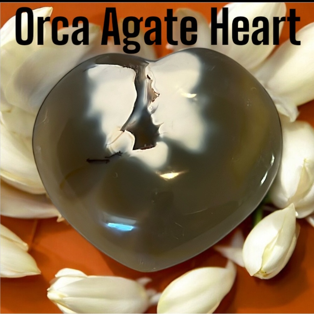 Puffy Orca Agate Crystal Heart NWOT